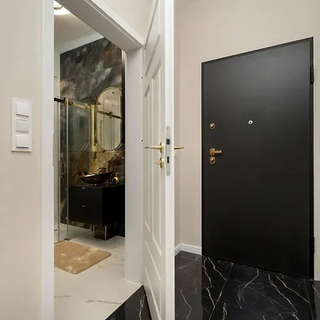 Czysta Elegant For 2 With Garden Centre By Renters Apartmán *