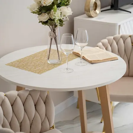 Czysta Elegant For 2 With Garden Centre By Renters Apartmán Vratislav