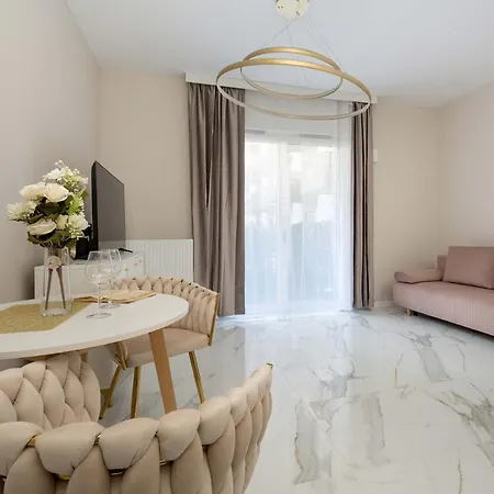 Czysta Elegant For 2 With Garden Centre By Renters * Wroclaw